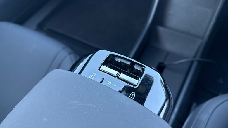 Volvo EX30 200kW SM Extended Range Plus 69kWh 5dr Auto Electric Estate